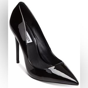 Daisie Pumps - must go by 02/28